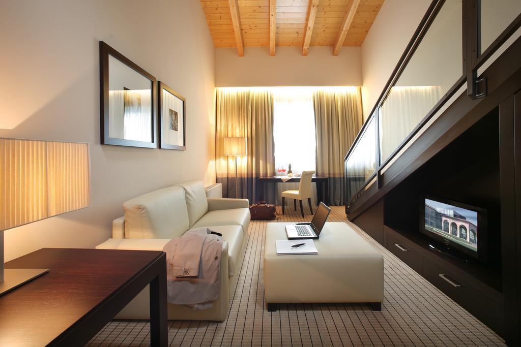 Hotel & Residence 빌라발톨로미야 외부 사진