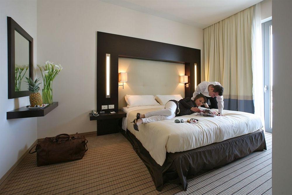 Hotel & Residence 빌라발톨로미야 외부 사진